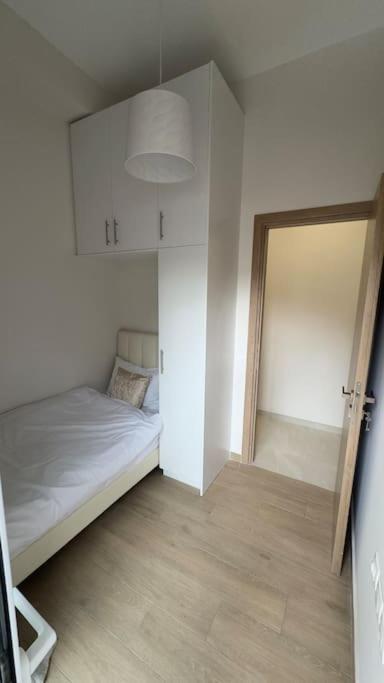 אתונה New Center Apartment Near Metro מראה חיצוני תמונה