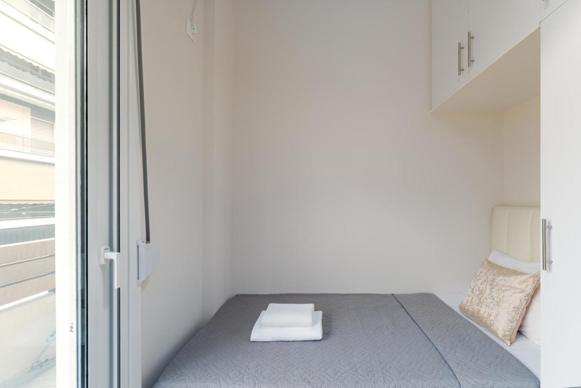 אתונה New Center Apartment Near Metro מראה חיצוני תמונה